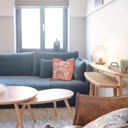 Fabulous In Chatelain Area With Balcony * Brussels